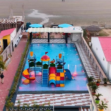 Hotel Hindusthan Inn Мандармани Экстерьер фото