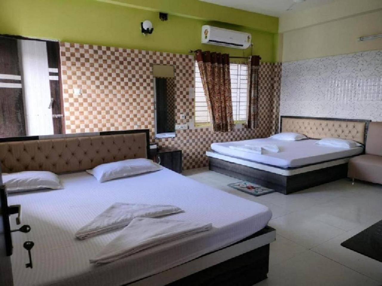 Hotel Hindusthan Inn Мандармани Экстерьер фото