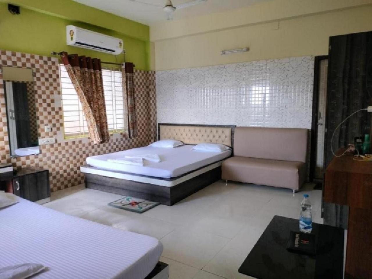 Hotel Hindusthan Inn Мандармани Экстерьер фото