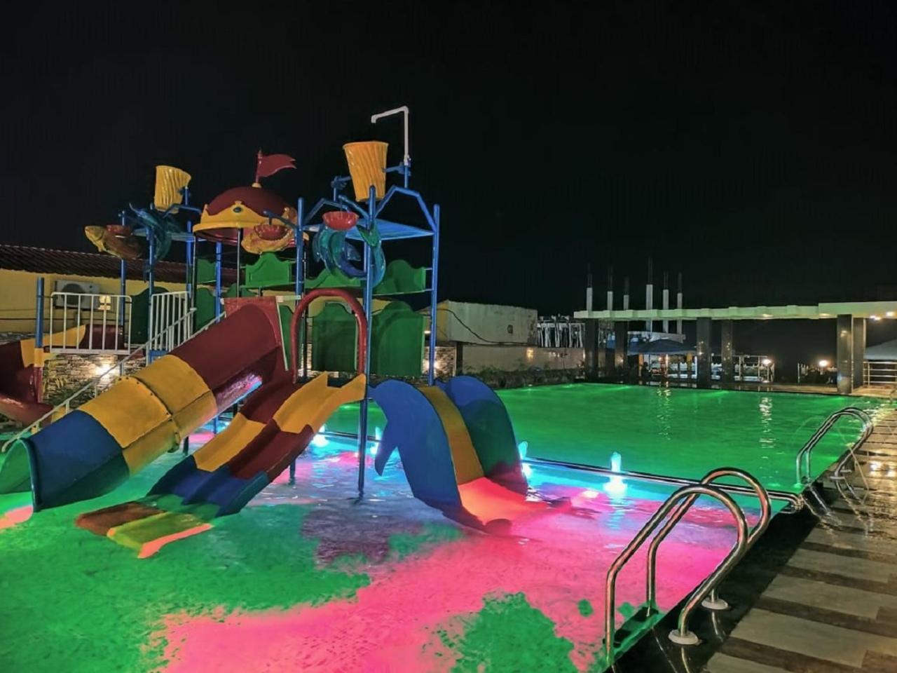 Hotel Hindusthan Inn Мандармани Экстерьер фото
