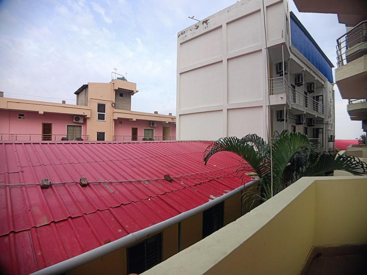 Hotel Hindusthan Inn Мандармани Экстерьер фото