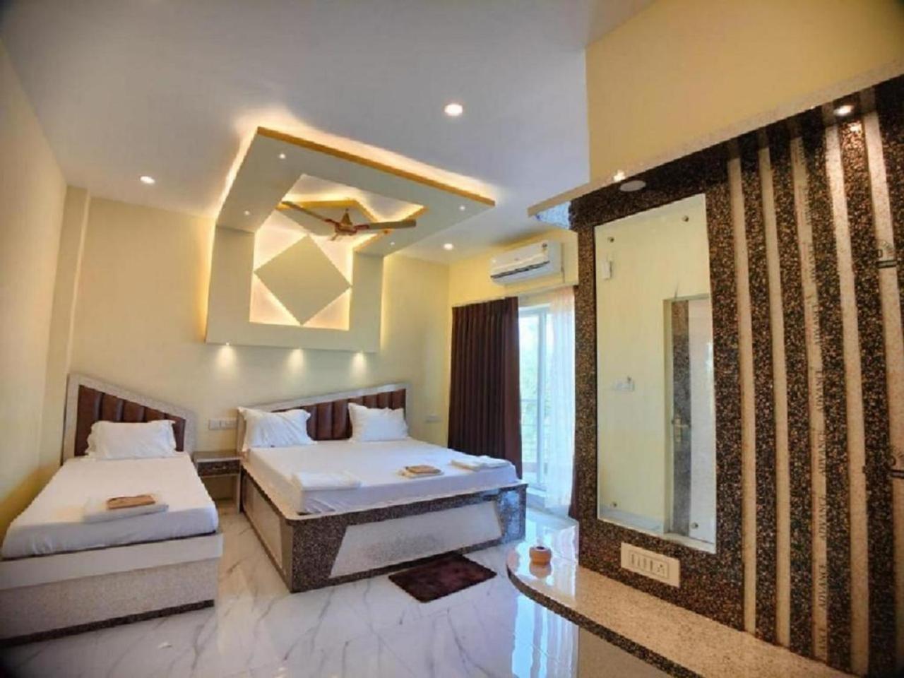 Hotel Hindusthan Inn Мандармани Экстерьер фото