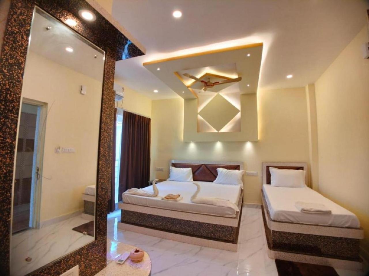 Hotel Hindusthan Inn Мандармани Экстерьер фото