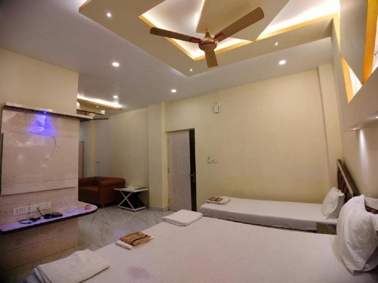 Hotel Hindusthan Inn Мандармани Экстерьер фото