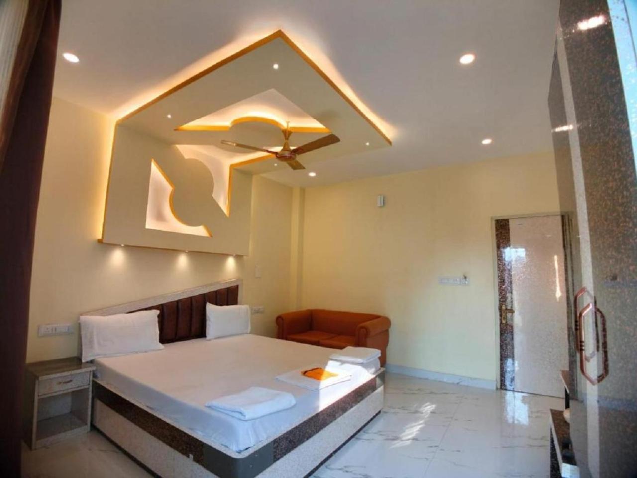 Hotel Hindusthan Inn Мандармани Экстерьер фото