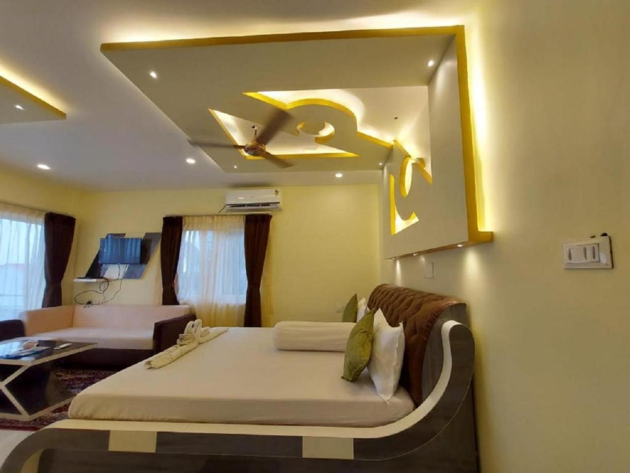 Hotel Hindusthan Inn Мандармани Экстерьер фото