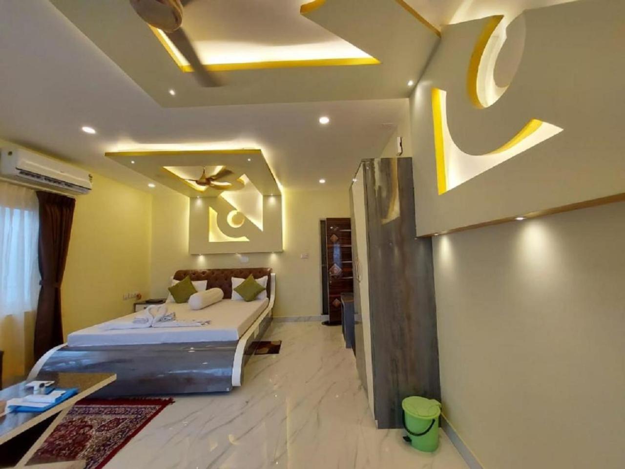 Hotel Hindusthan Inn Мандармани Экстерьер фото
