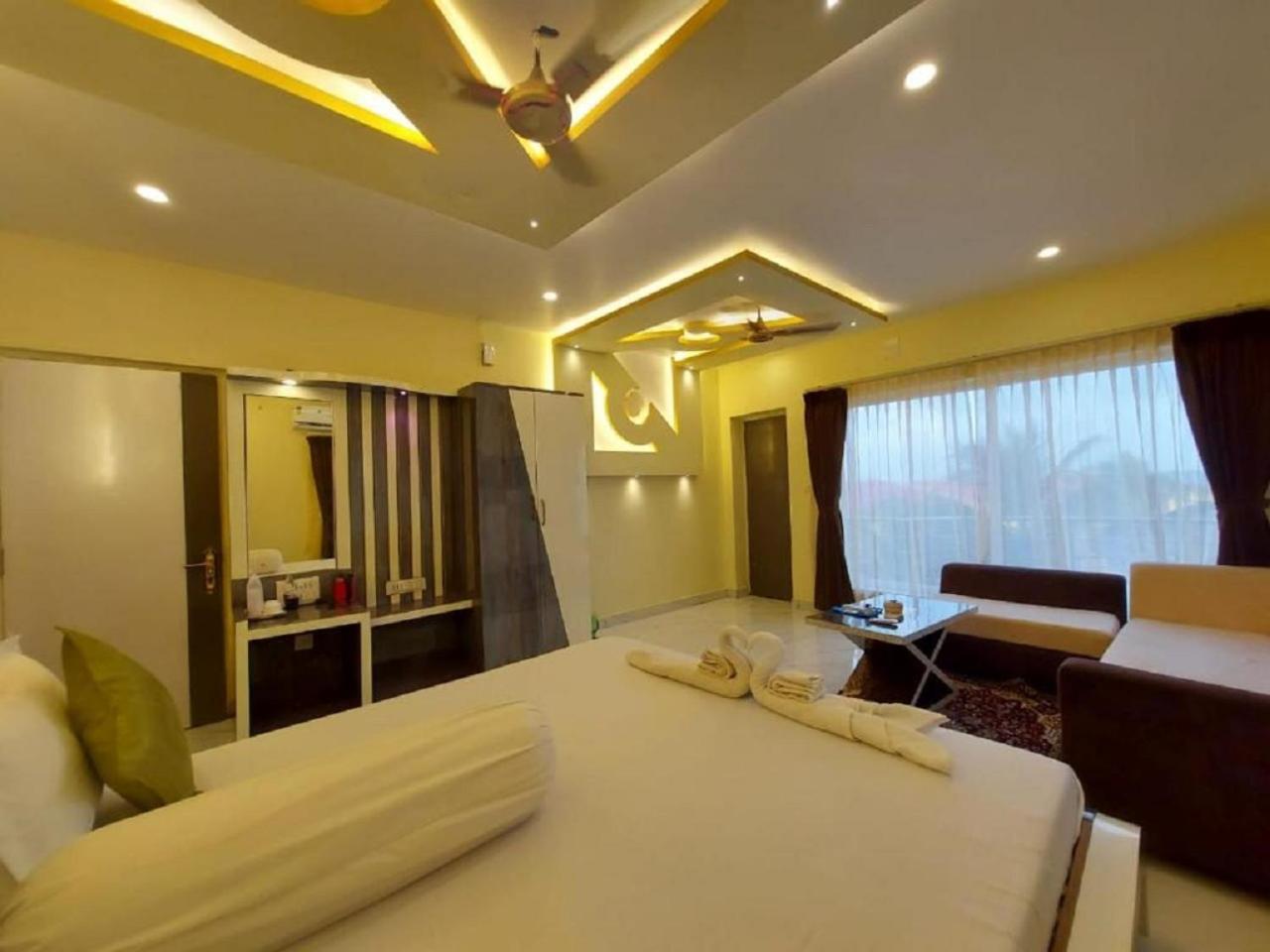 Hotel Hindusthan Inn Мандармани Экстерьер фото