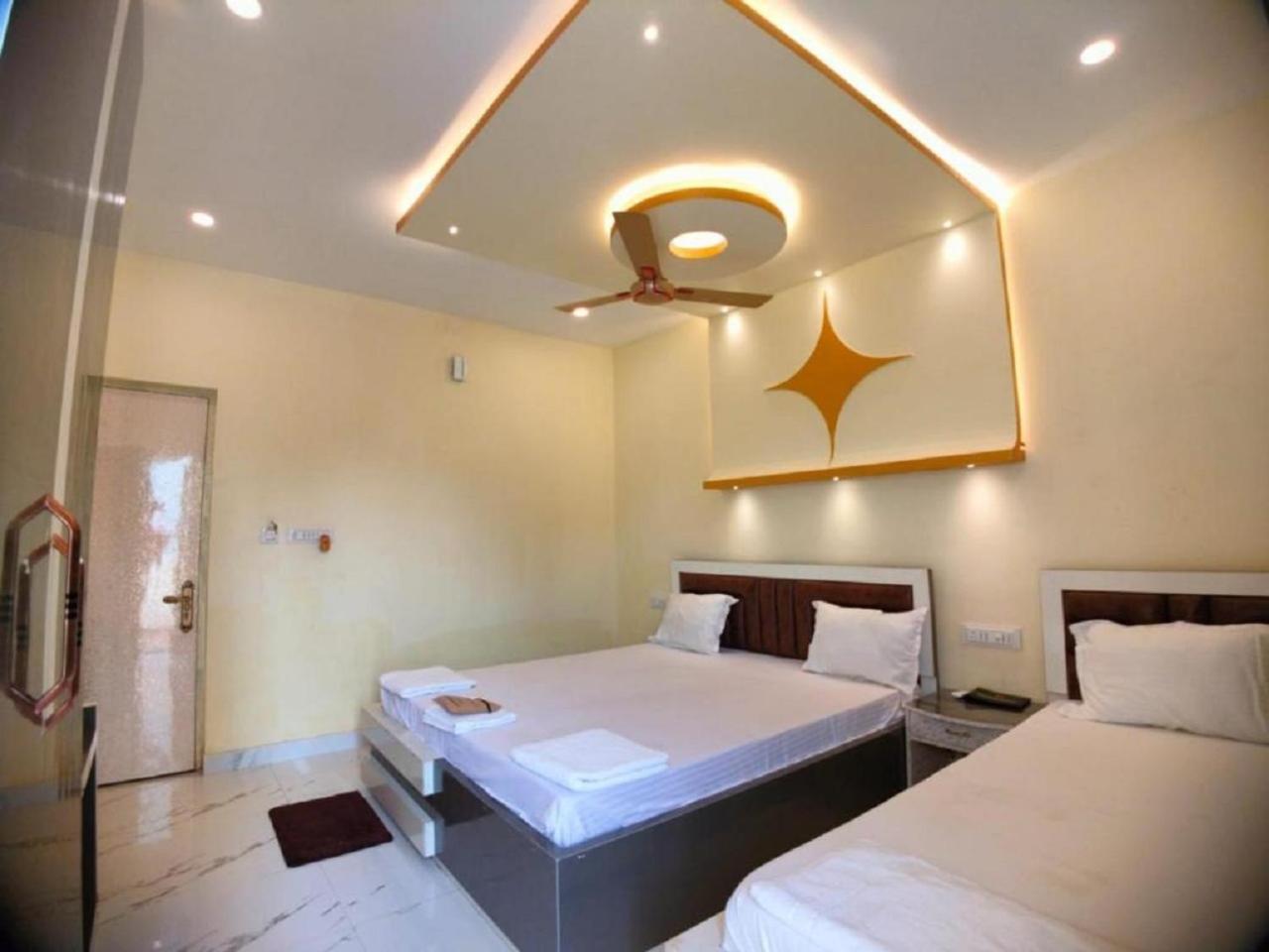 Hotel Hindusthan Inn Мандармани Экстерьер фото